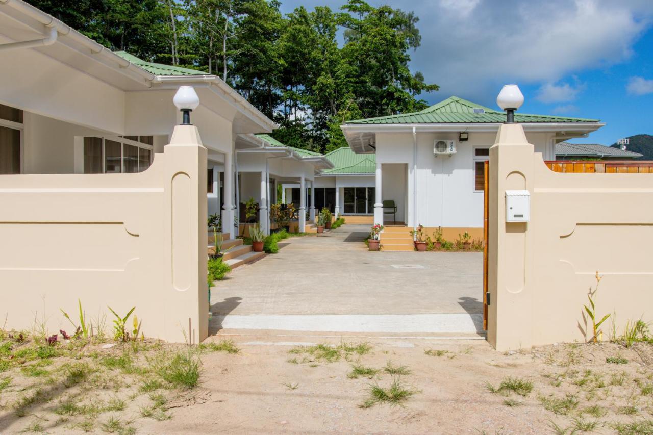 Macmillan'S Holiday Villas Grand’ Anse Zewnętrze zdjęcie