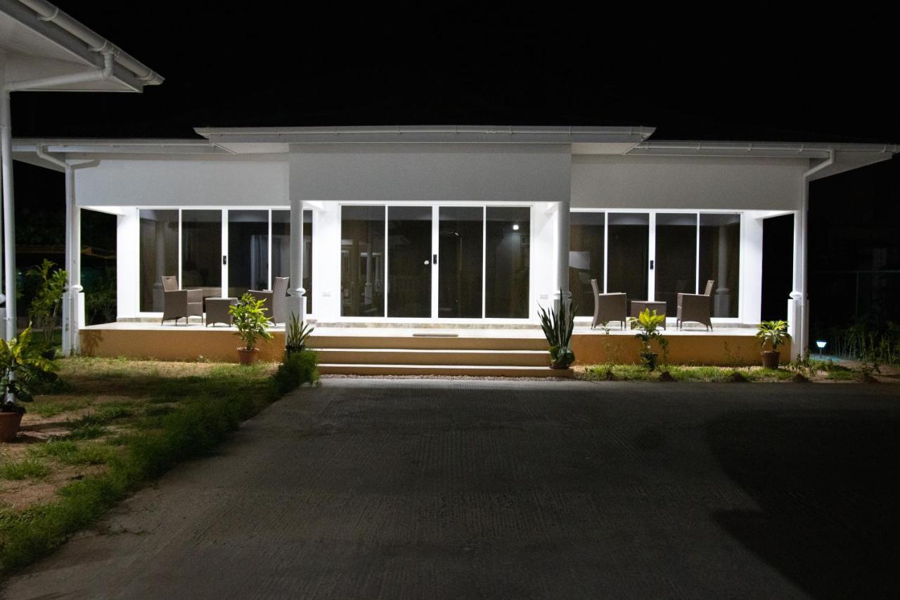 Macmillan'S Holiday Villas Grand’ Anse Zewnętrze zdjęcie